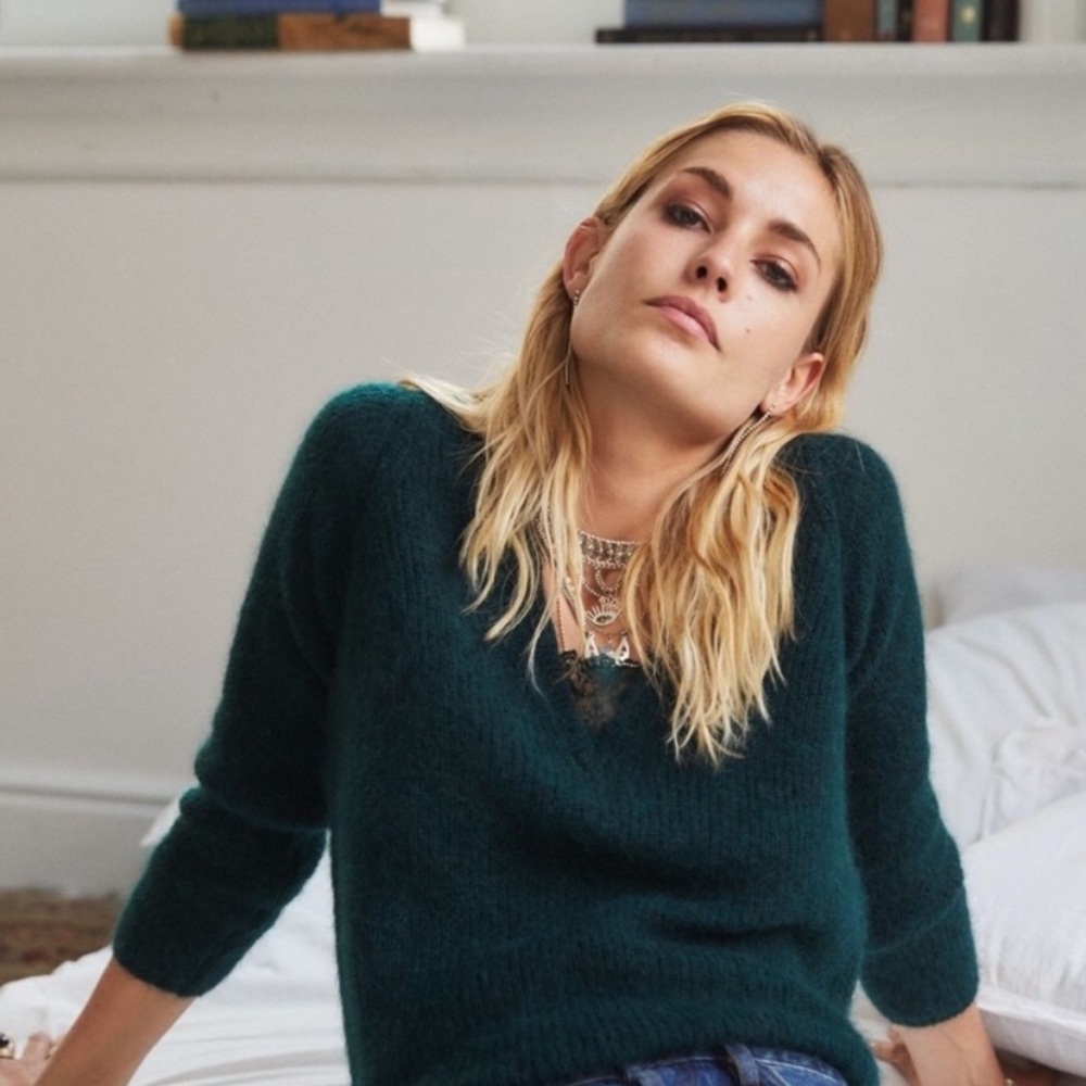 Sezane sweater